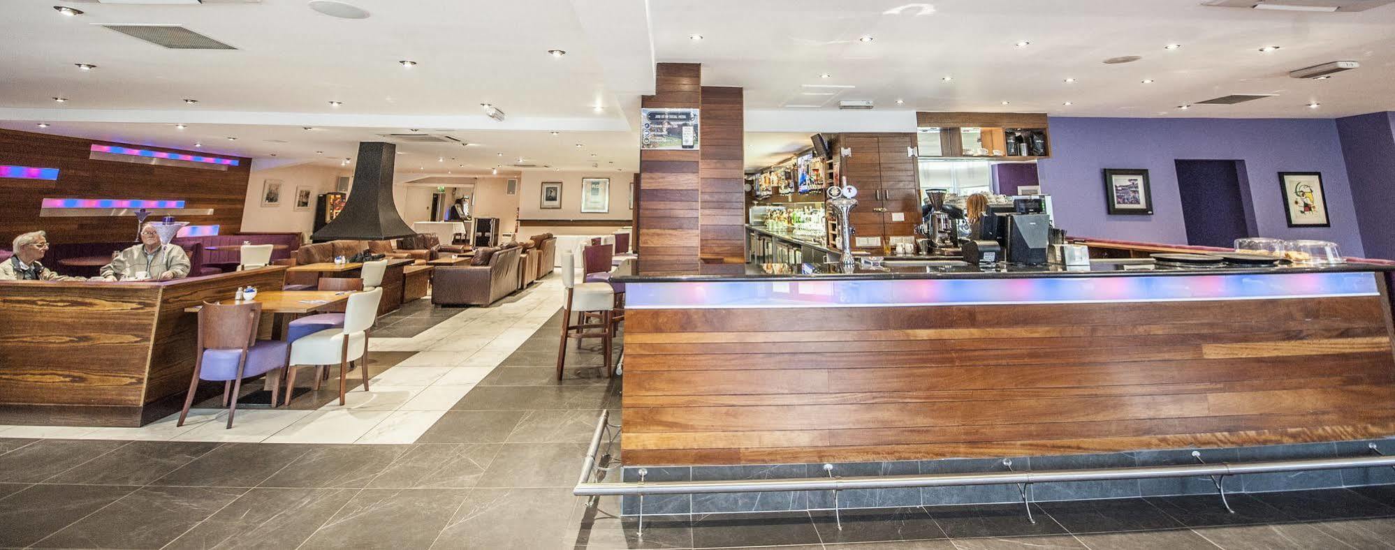 Parklands Hotel & Country Club Newton Mearns Extérieur photo